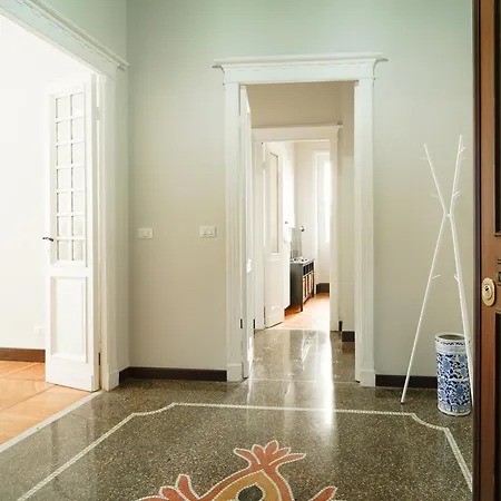 Apartament Soffitti Affrescati - 2 Bedrooms - Ac - 1g Wi-fi Genua